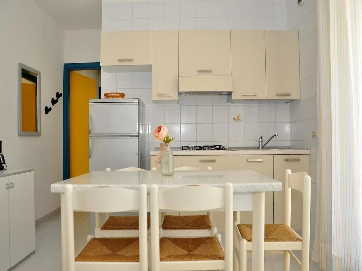 Modern And Comfy Apartment Near Bibione Beach 0*,