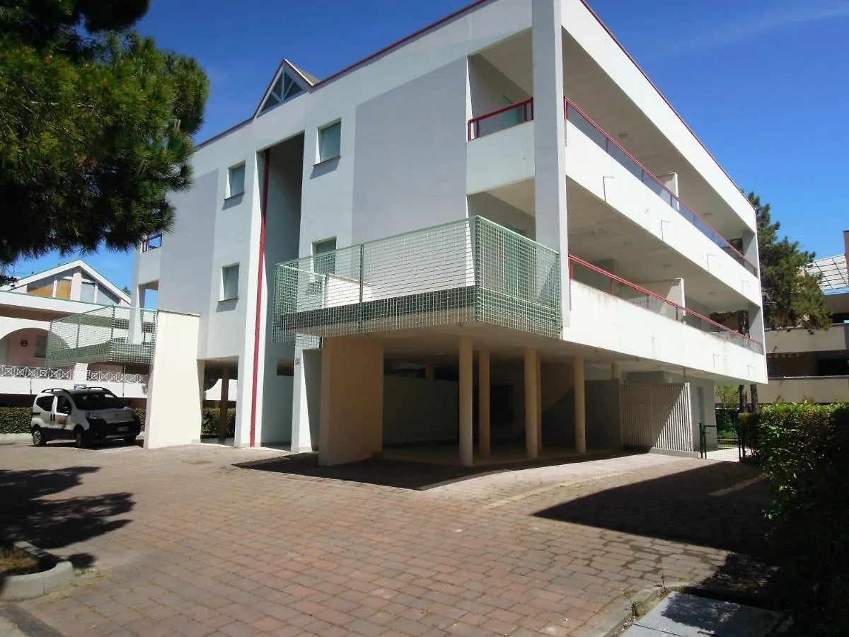Modern And Comfy Apartment Near Bibione Beach Italy